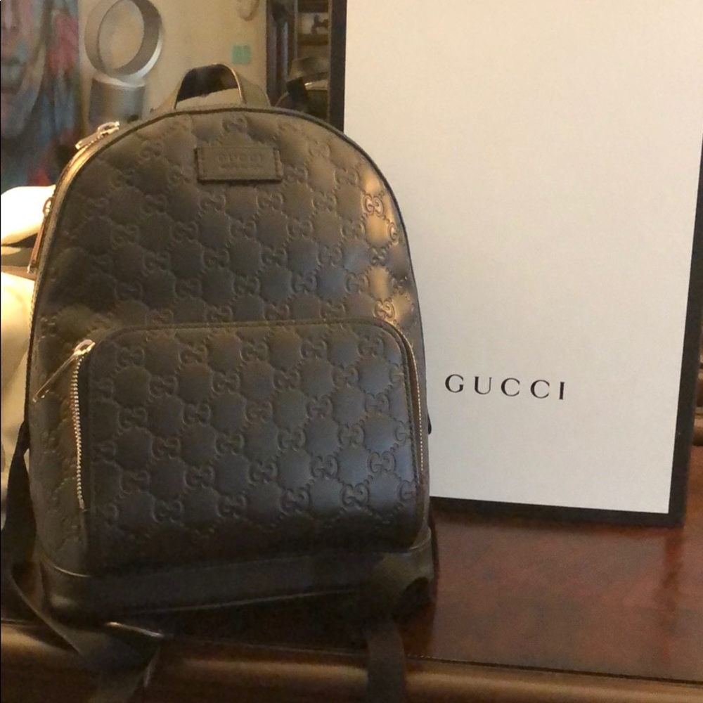 Gucci small back pack and wallet